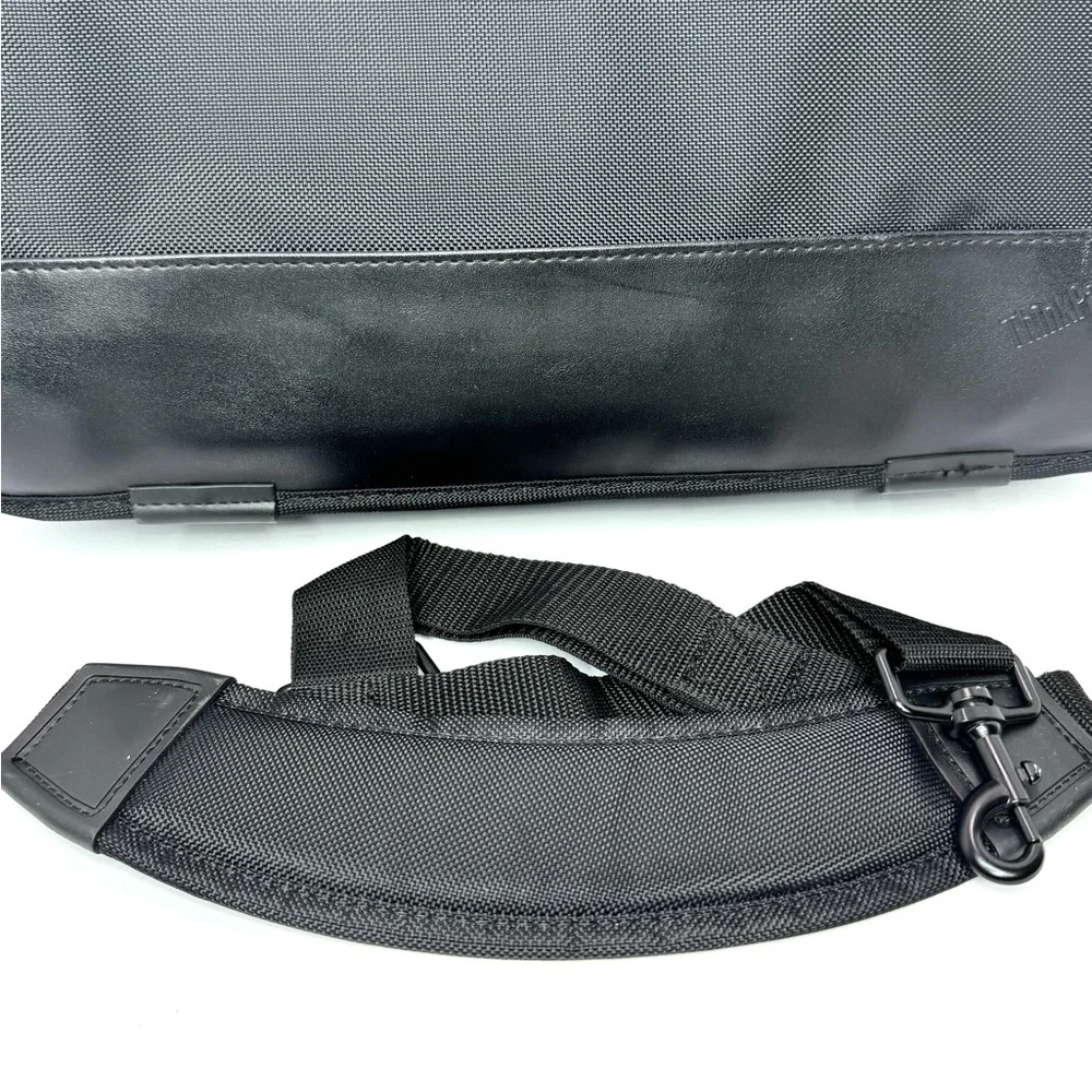 Lenovo ThinkPad Laptop Carrying Case Bag Sleeve Black